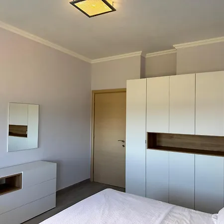 Agda Gjiri I Lalezit Apartment